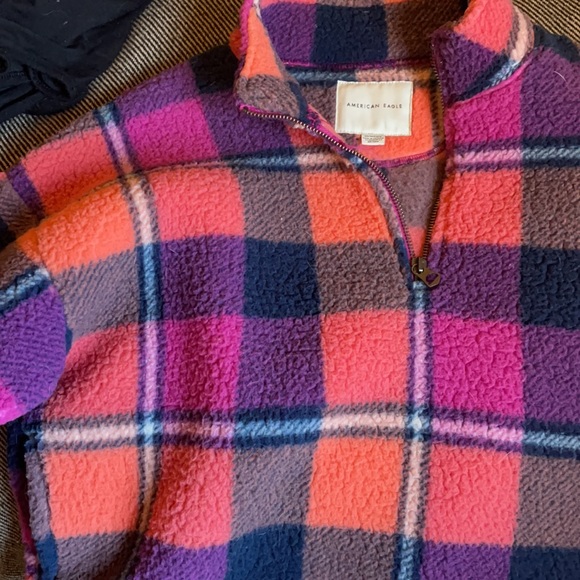 Cute and soft cropped sweater! - Picture 4 of 5